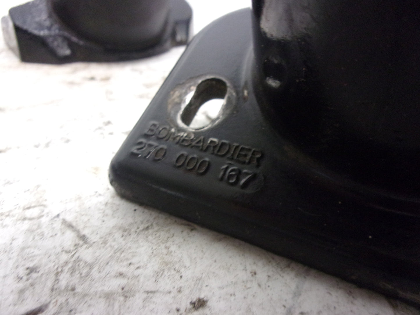 SeaDoo Bombardier 98-2003 GTX LRV RX SPX Complete Rubber Engine Mount 270000422