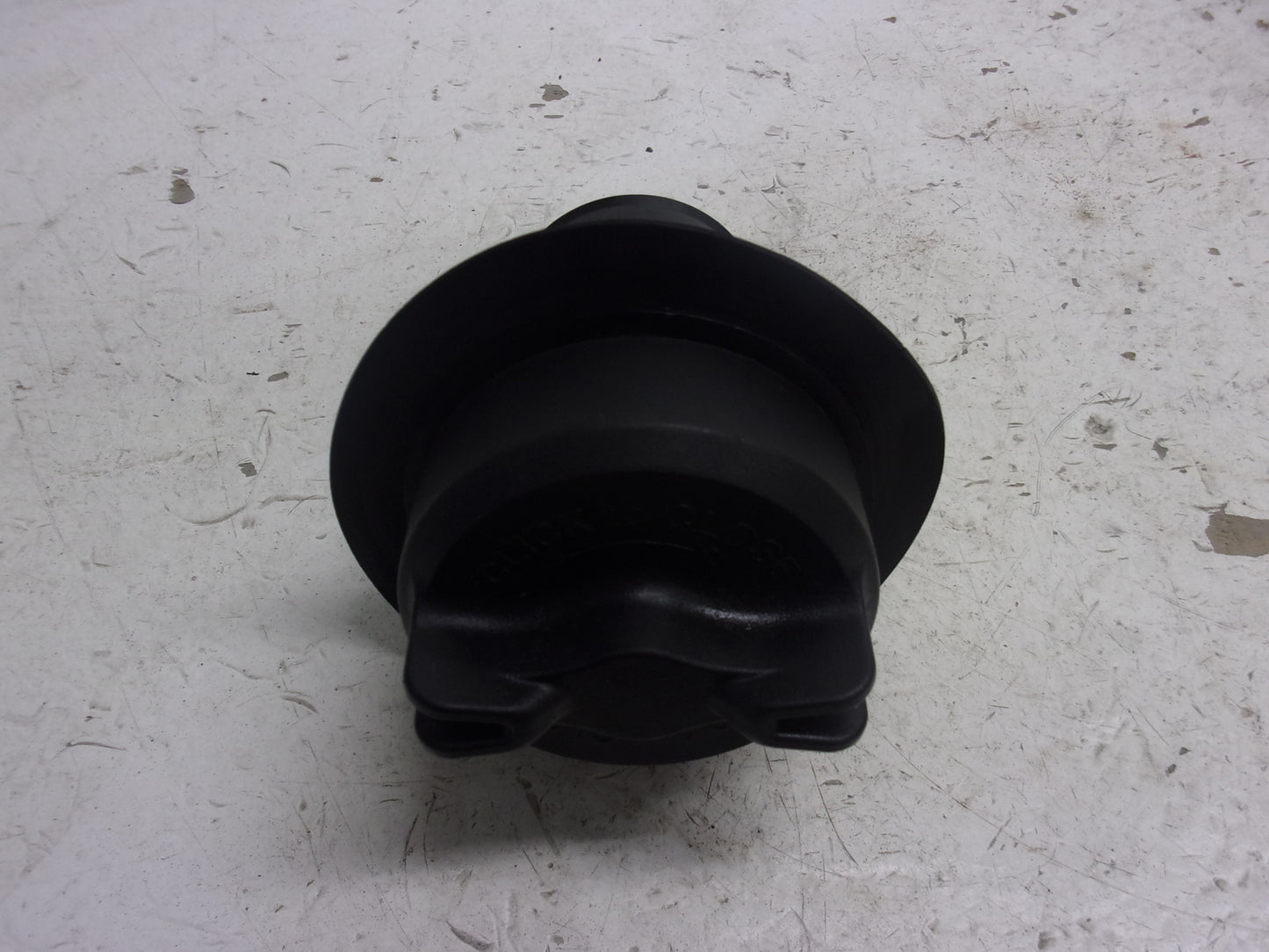 Yamaha WaveRunner 2015-2020 VX VXS VXR GP OEM Fuel Cap + Socket F2X-U7831-00-00