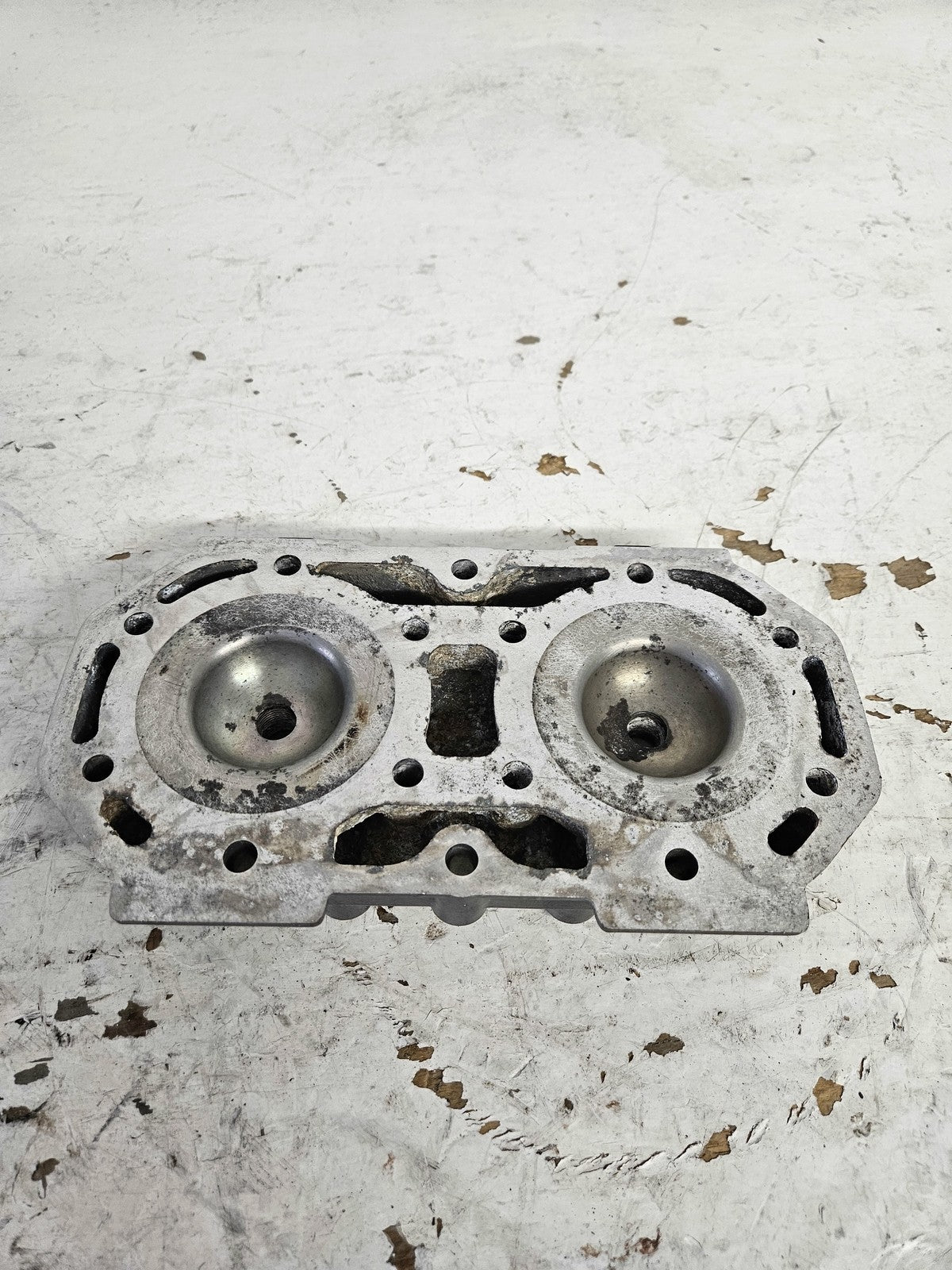 Kawasaki Jet Ski 1991-1995 650 Jet Mate X2 TS SC Silver Cylinder Head 11001-3716