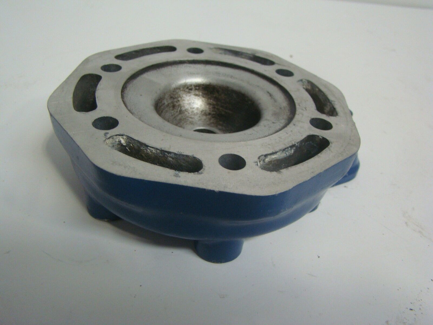 Polaris Watercraft 1994-1995 SL SLT 750 Cylinder Head Assembly Part# 3240212