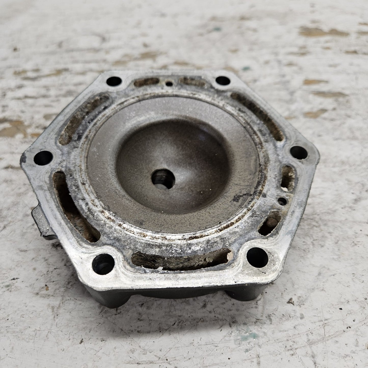 Kawasaki PWC Jet Ski 1999-2005 STX-R Ultra 150 OEM Cylinder Head # 11001-3741