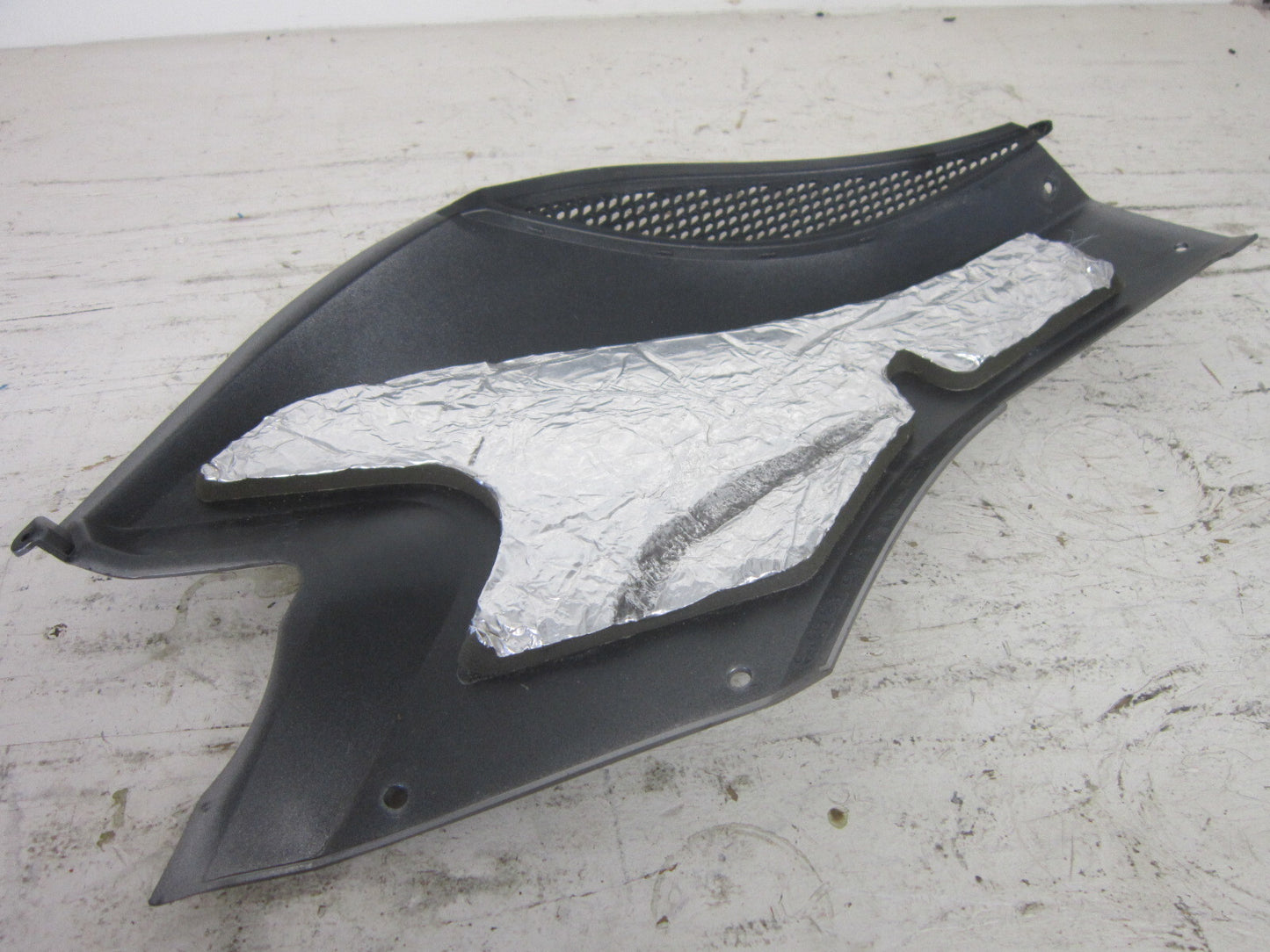 Can-Am Roadster 2012-2013 Spyder RS ST OEM Silver Left Side Panel # 705006260