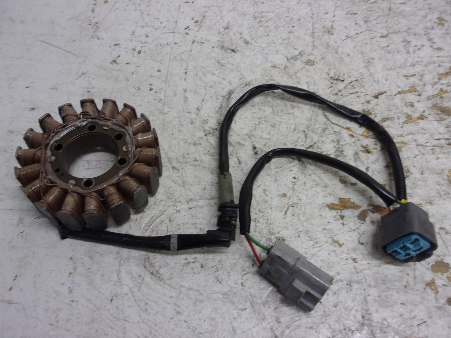 Honda Aquatraxx 2002-2003 F-12 F-12X OEM Stator / Generator Part# 31120-HW1-671