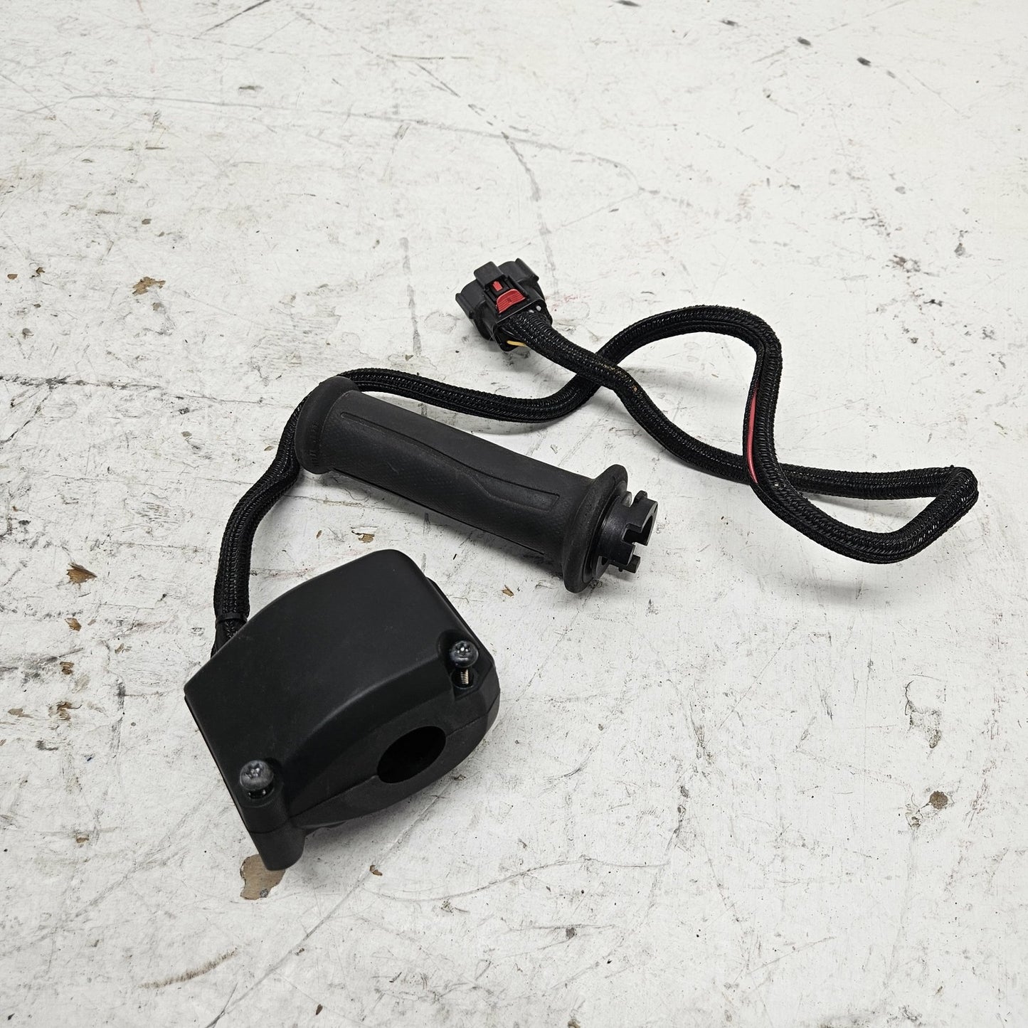 Can-Am Roadster 2019-2020 Ryker OEM Left Handlebar Switch + Grip Part# 710005274