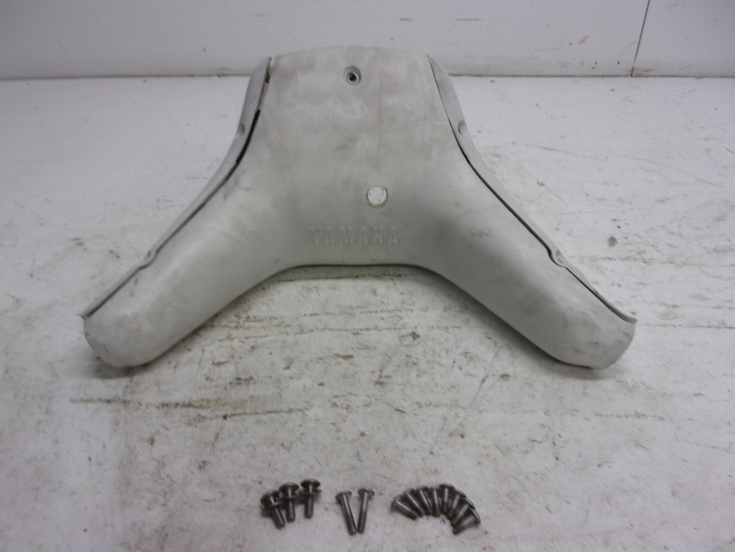 Yamaha WaveRunner 1992-1993 Waverunner 3 OEM Handlebar Cover # FJ0-61421-30-00