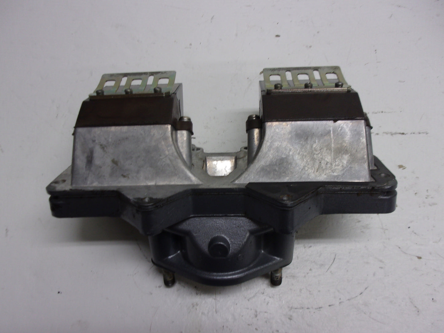 Yamaha WaveRunner 1995-1996 WR3 VXR 650 OEM Intake Manifold # 6M6-13555-01-94