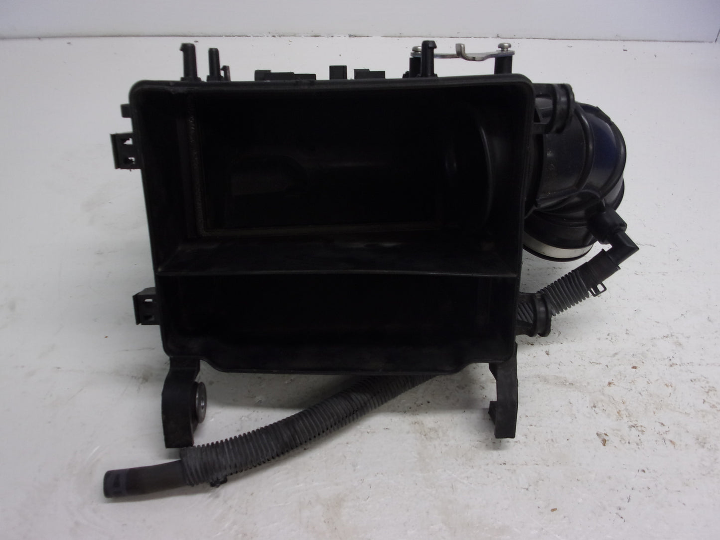 Yamaha Waverunner 2016-2019 VX EX V1 OEM Air Cleaner Box Part# 6EY-14410-00-00