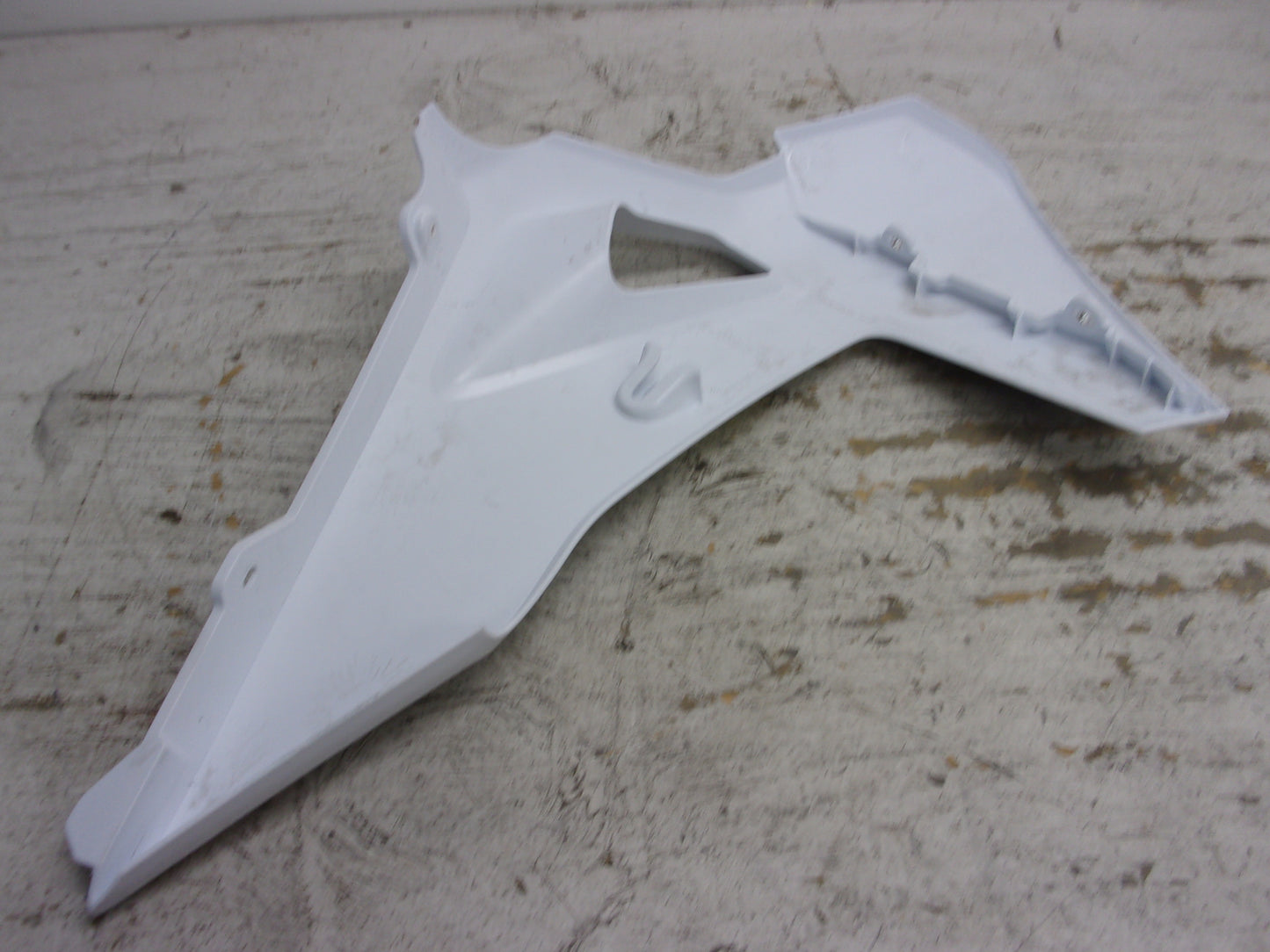 Husqvarna 2019-2020 FC FS FX TC TX OEM White LH Spoiler Part# 2510805400028B
