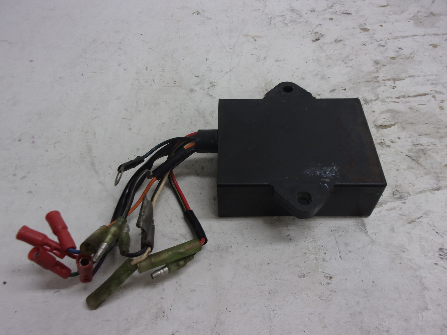 Kawasaki Jet Ski 1992-1995 750SX OEM CDI / Igniter Box Assembly Part# 21119-3733