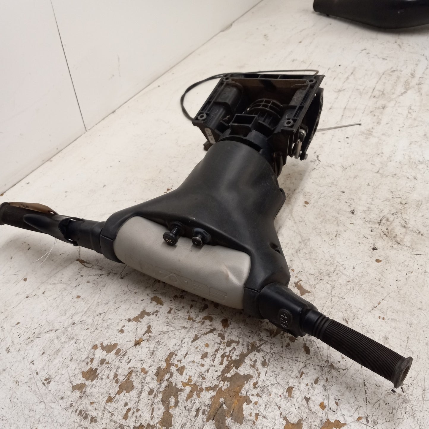 Sea Doo Bombardier 1997-2004 XP OEM Complete Handlebar Assembly Part# 277000617