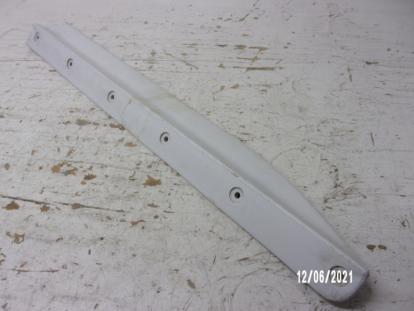 Polaris PWC Watercraft 1999 SLTH OEM White Right Hand Sponson Part# 5432273-207