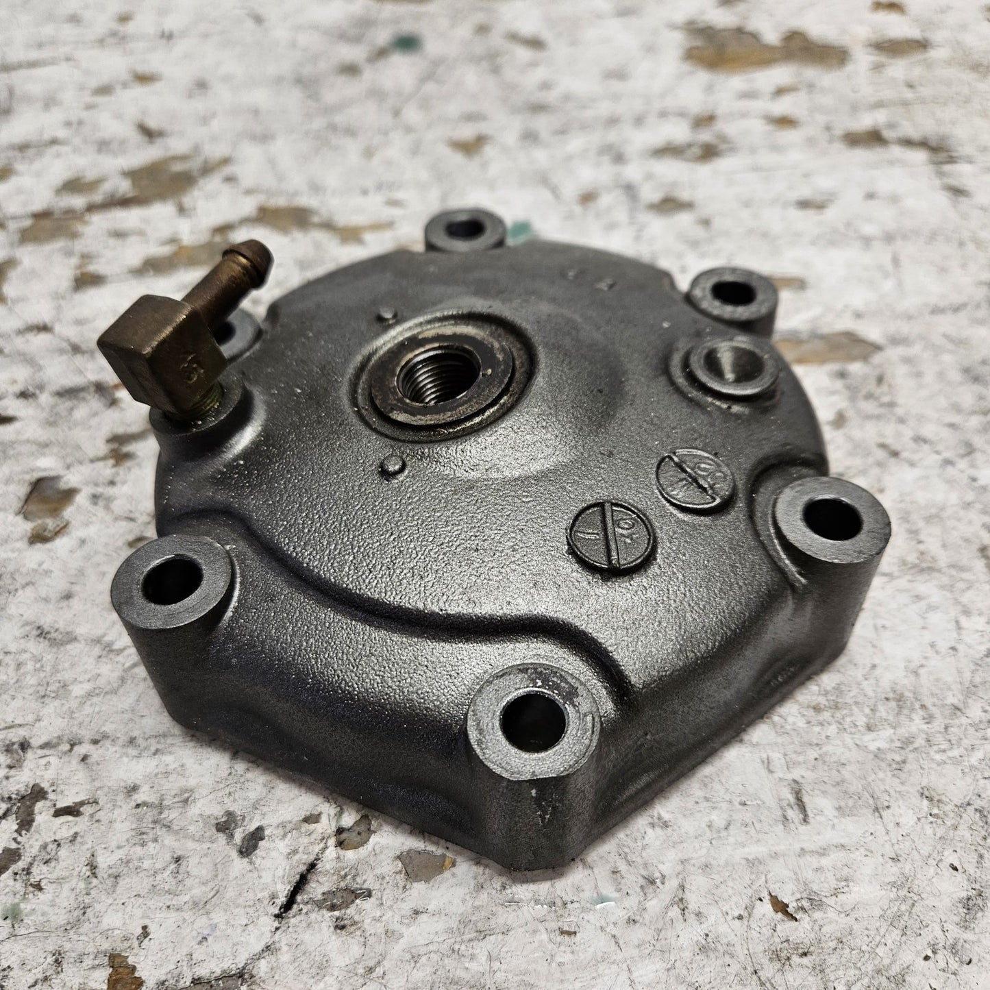 Kawasaki PWC Jet Ski 1999-2005 STX-R Ultra 150 OEM Cylinder Head # 11001-3741
