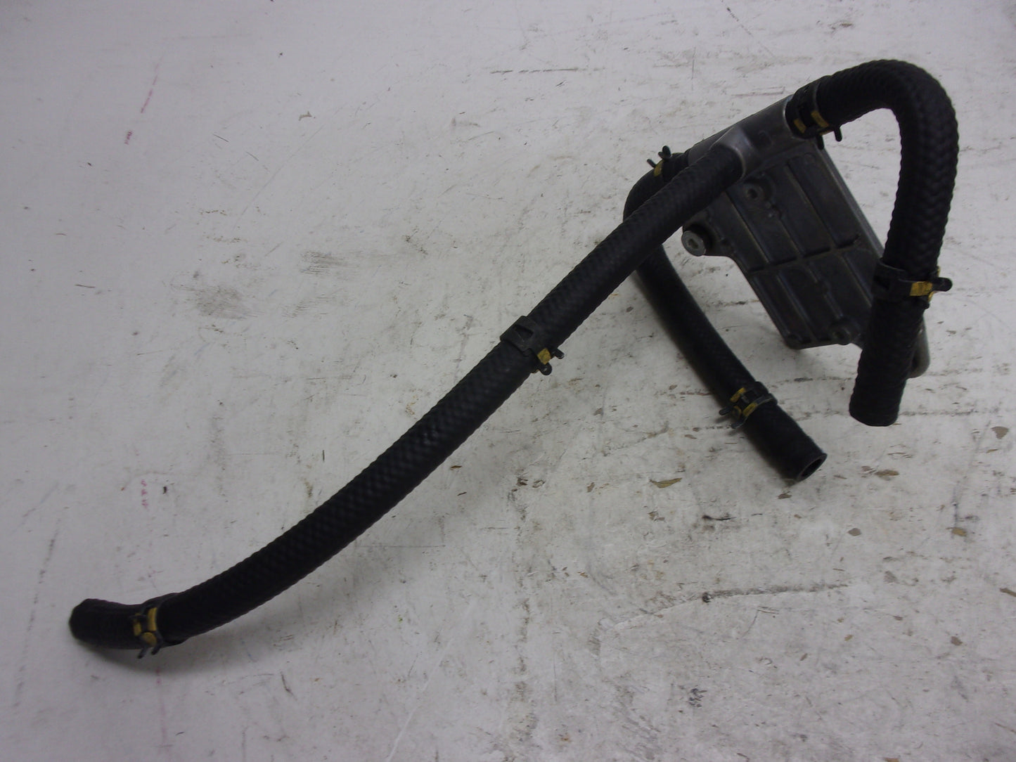 Yamaha 2016-2022 V1 EX VX Barely Used OEM Rectifier Plate + Hose 6EY-81975-00-00