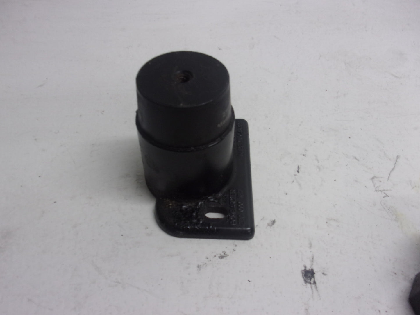 SeaDoo Jet Boat 1999-2005 Speedster Challenger OEM Motor Mount Set # 270000422