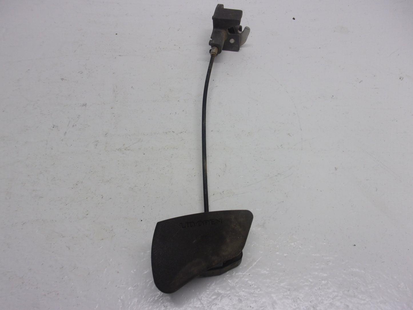 Yamaha Waverunner 2002-2005 FX1000 FX1100 FX140 Hood Latch # F1B-651A1-00-00