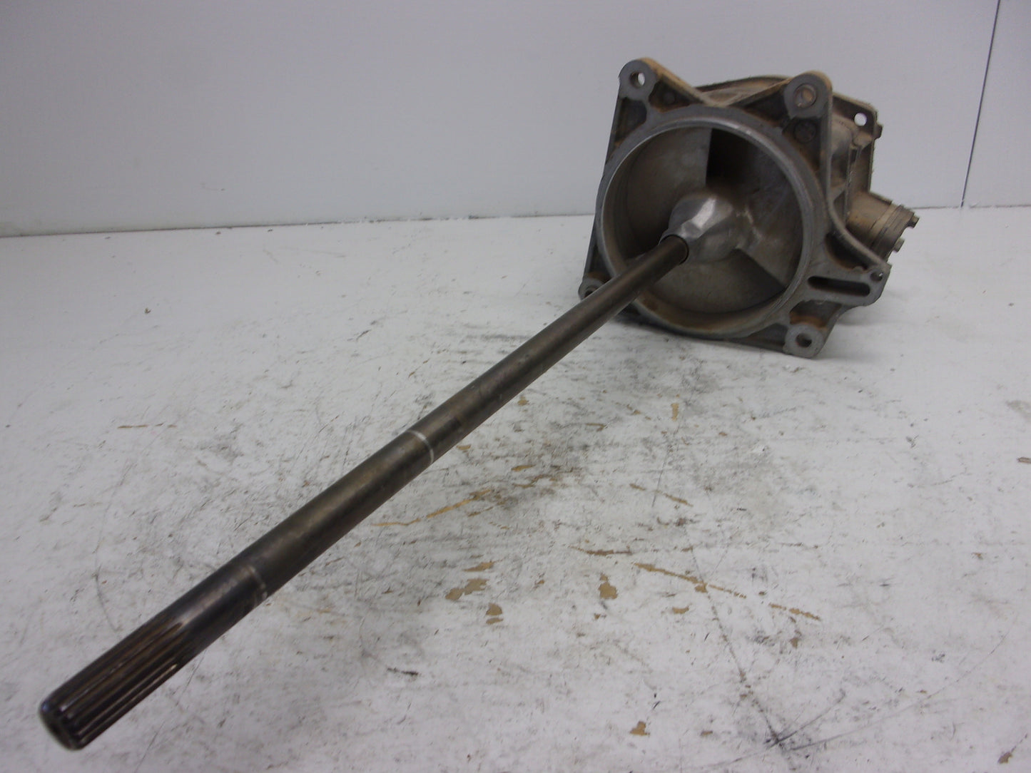 Yamaha WaveRunner 1999-2001 XL GP1200 OEM Prop + Shaft + Housing 66V-R1321-00-00