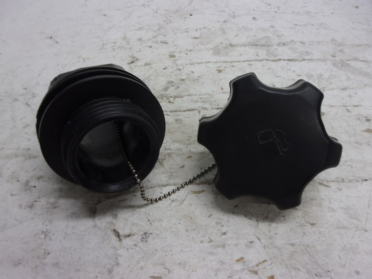 Kawasaki Jet Ski 1999-2005 Ultra 130/150 Fuel Filler Neck + Cap Part# 51049-3722