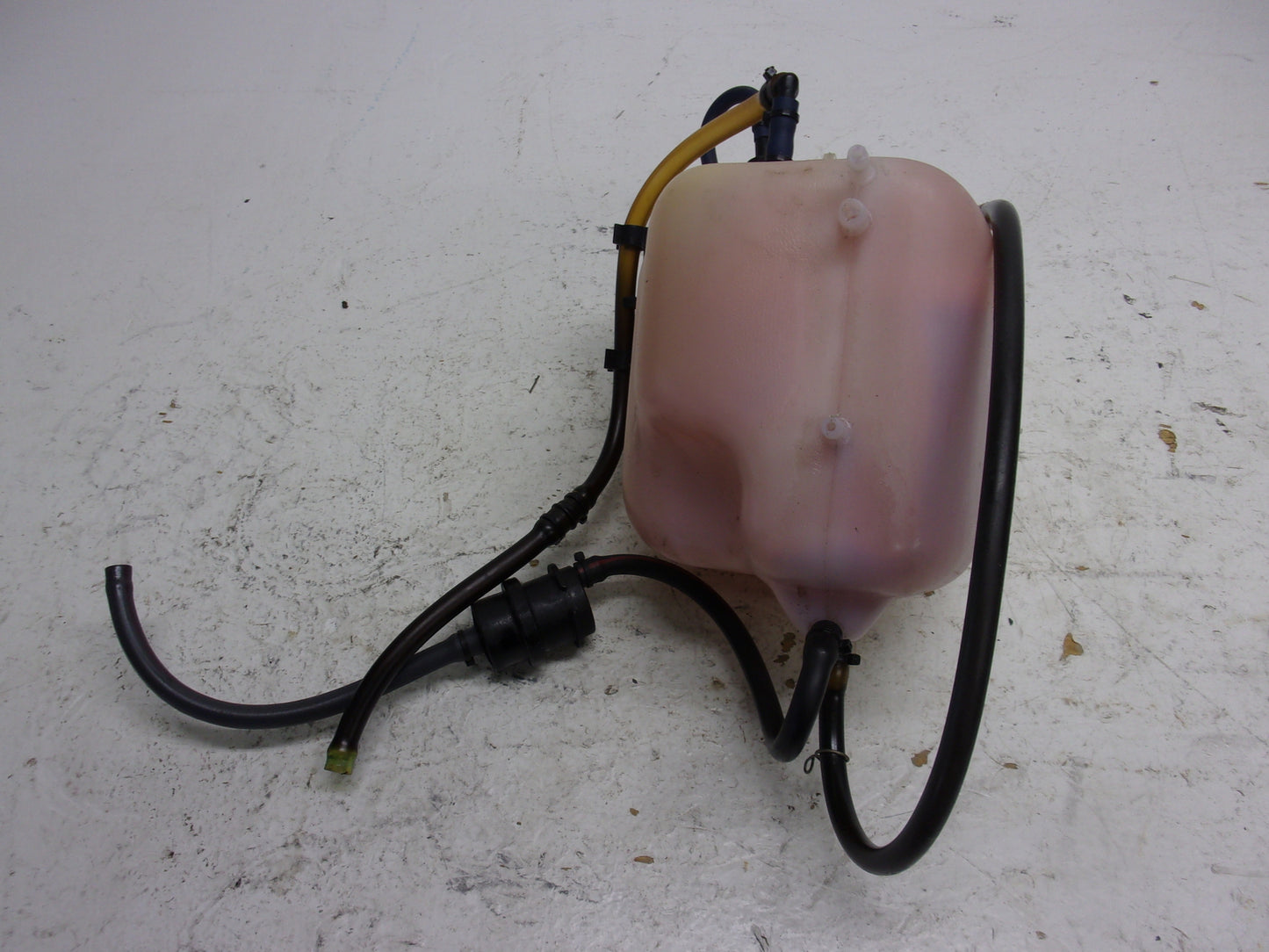 Yamaha WaveRunner 1993-1994 WaveBlaster 700 OEM Oil Tank Part# GA7-6775B-00-00
