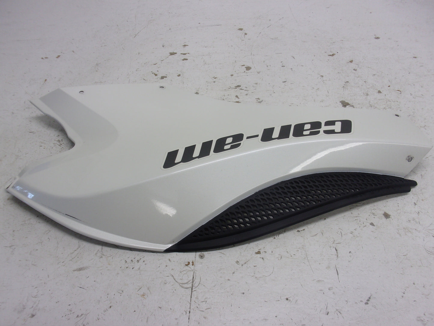Can-Am Roadster 2012-2013 Spyder ST RS OEM White Left Upper Side Panel 705006259