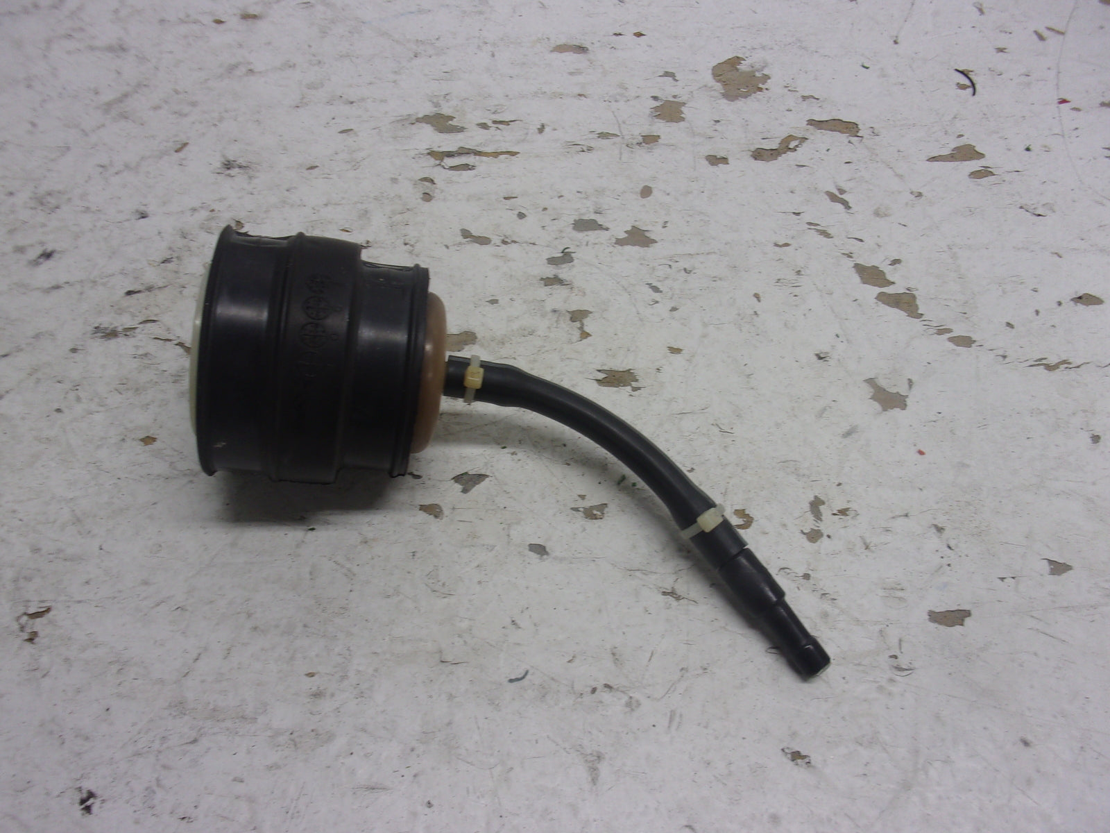 Kawasaki Jet Ski 1999-2005 Ultra 130/150 OEM Fuel Filter & Tube # 92191-3832
