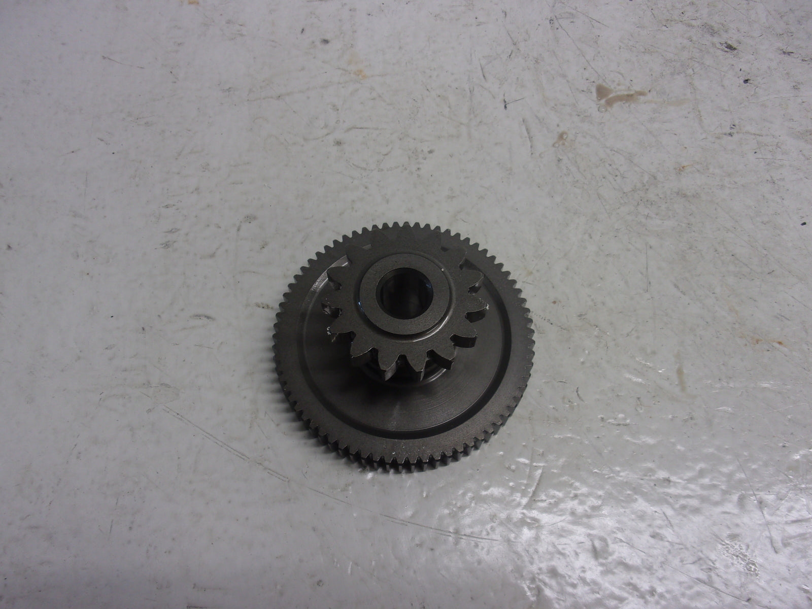 Yamaha Waverunner 2016-2022 VX EX V1 OEM Idler Gear Assembly # 2HC-15512-00-00