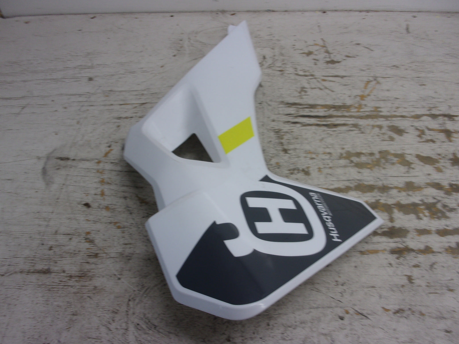 Husqvarna 2019-2020 FC FS FX TC TX OEM White LH Spoiler Part# 2510805400028B