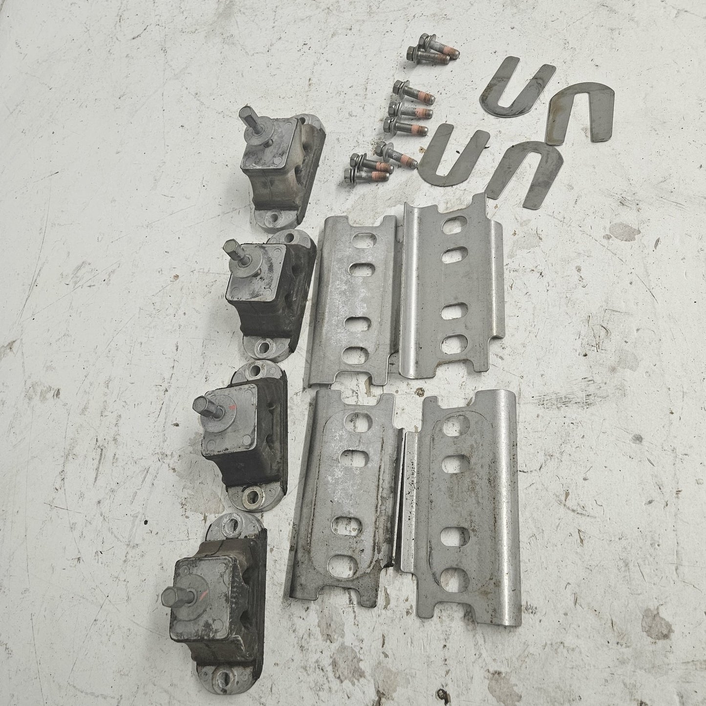 Yamaha WaveRunner 2012-2022 FX EX GP VX OEM Engine Mount Set # 67X-44517-10-00
