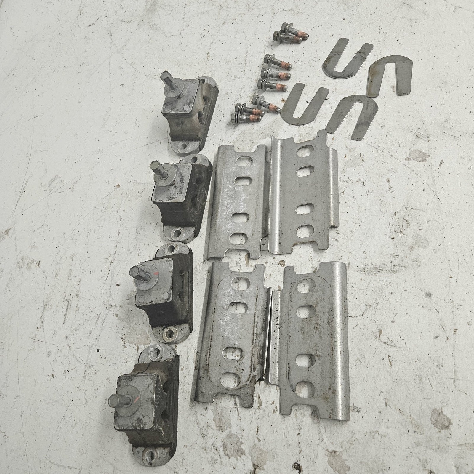Yamaha WaveRunner 2012-2022 FX EX GP VX OEM Engine Mount Set # 67X-44517-10-00