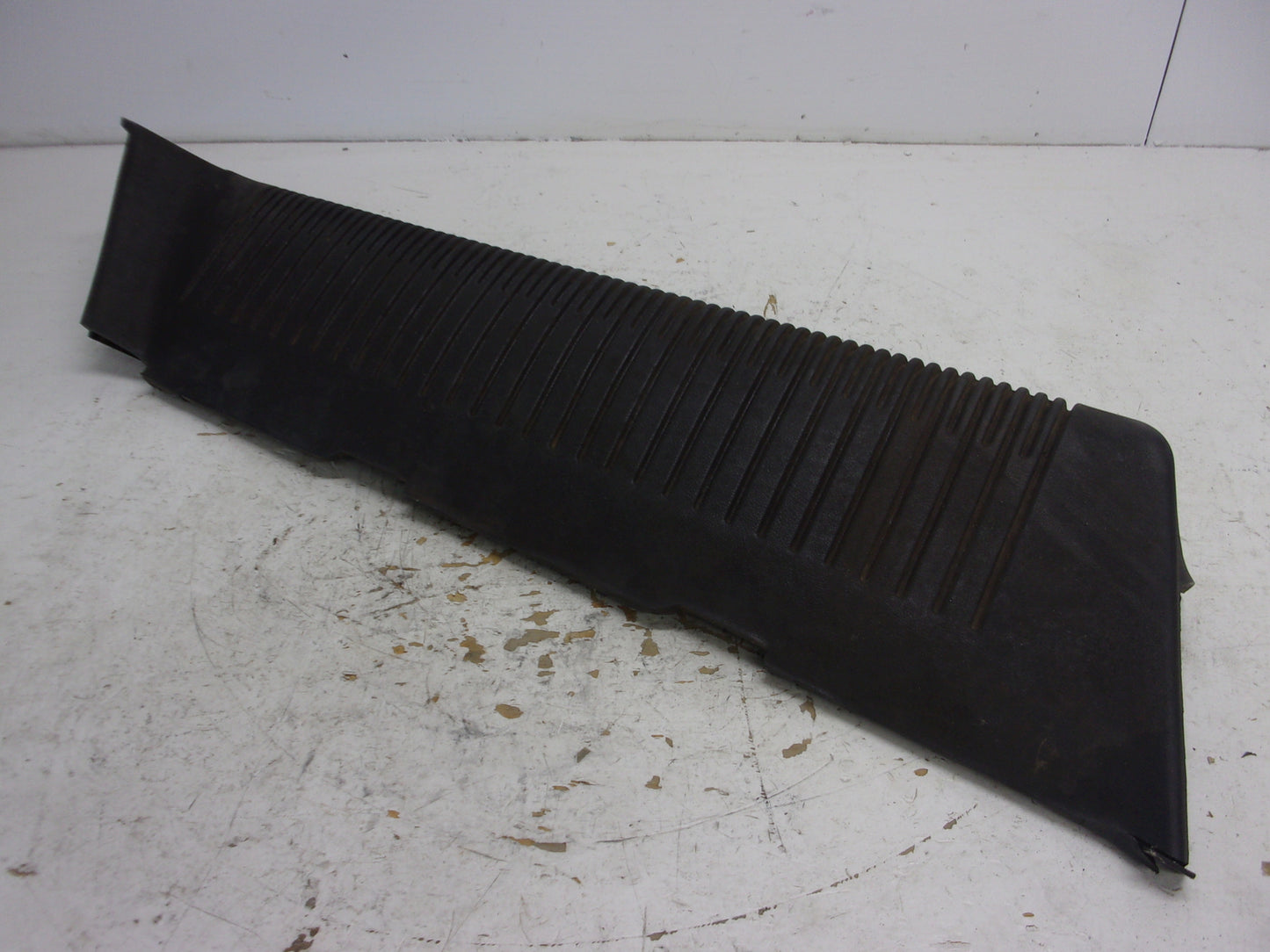 Kawasaki Jet Ski 1990-1995 550SX Black Right Hand Stock Deck Pad # 39156-3732