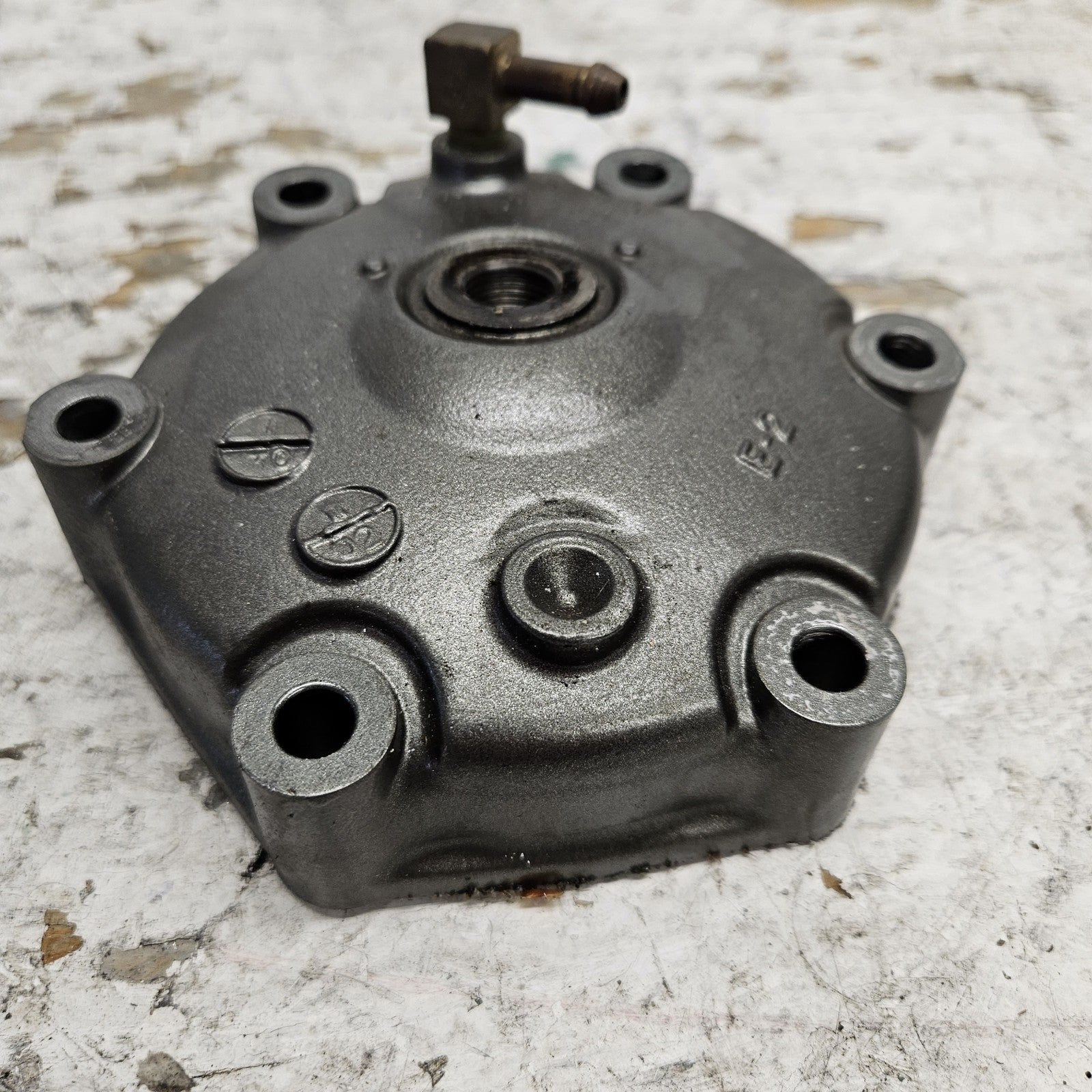 Kawasaki PWC Jet Ski 1999-2005 STX-R Ultra 150 OEM Cylinder Head # 11001-3741