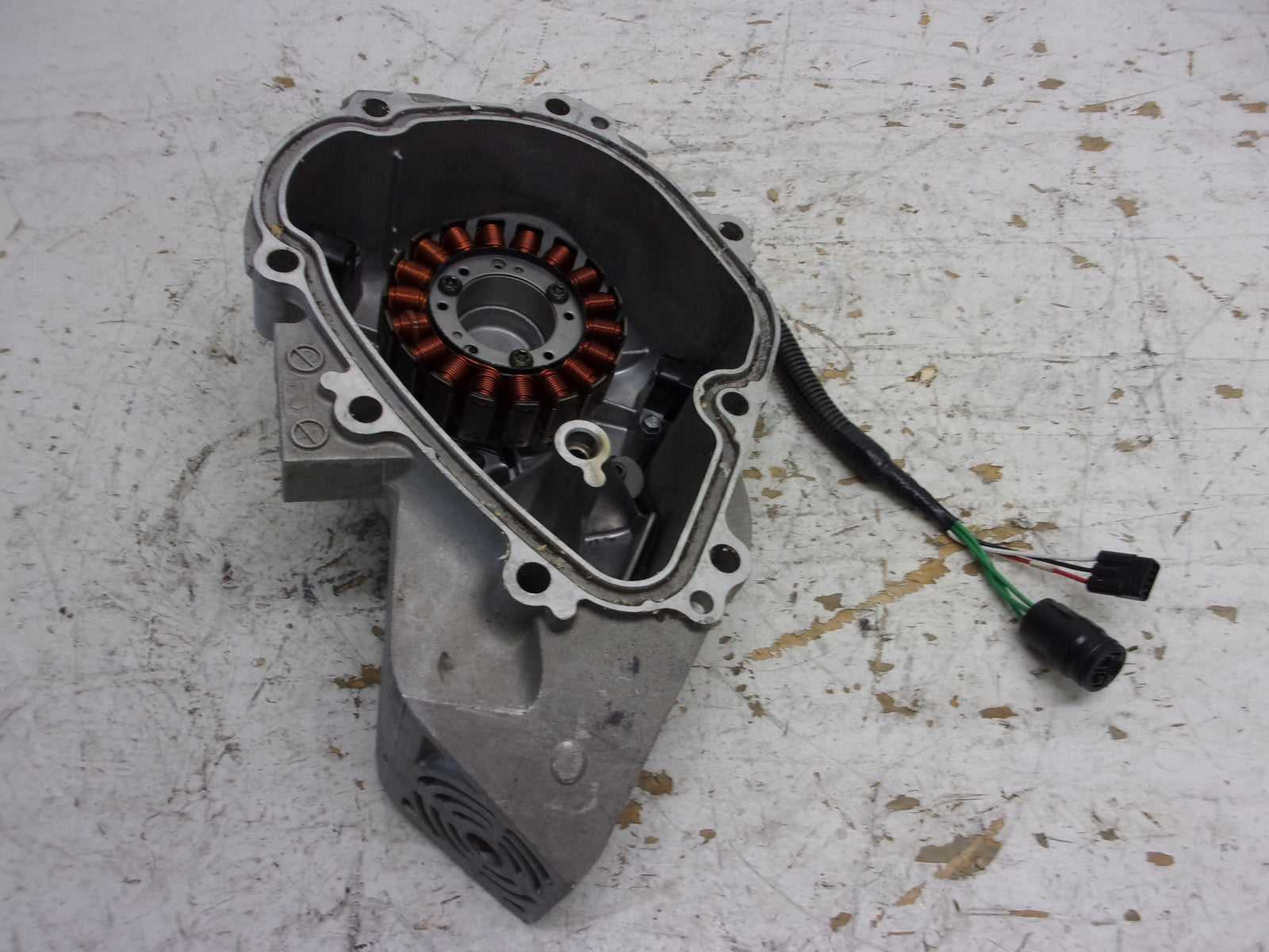 Yamaha Waverunner 2004-2008 FXHO FX1100 Flywheel Cover + Stator 6B6-81337-00-94