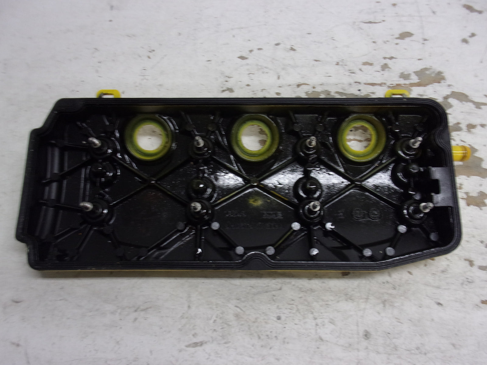 Sea Doo Bombardier 2003-2004 GTX STD / Wake 4-Tech Valve Cover Part# 420811580