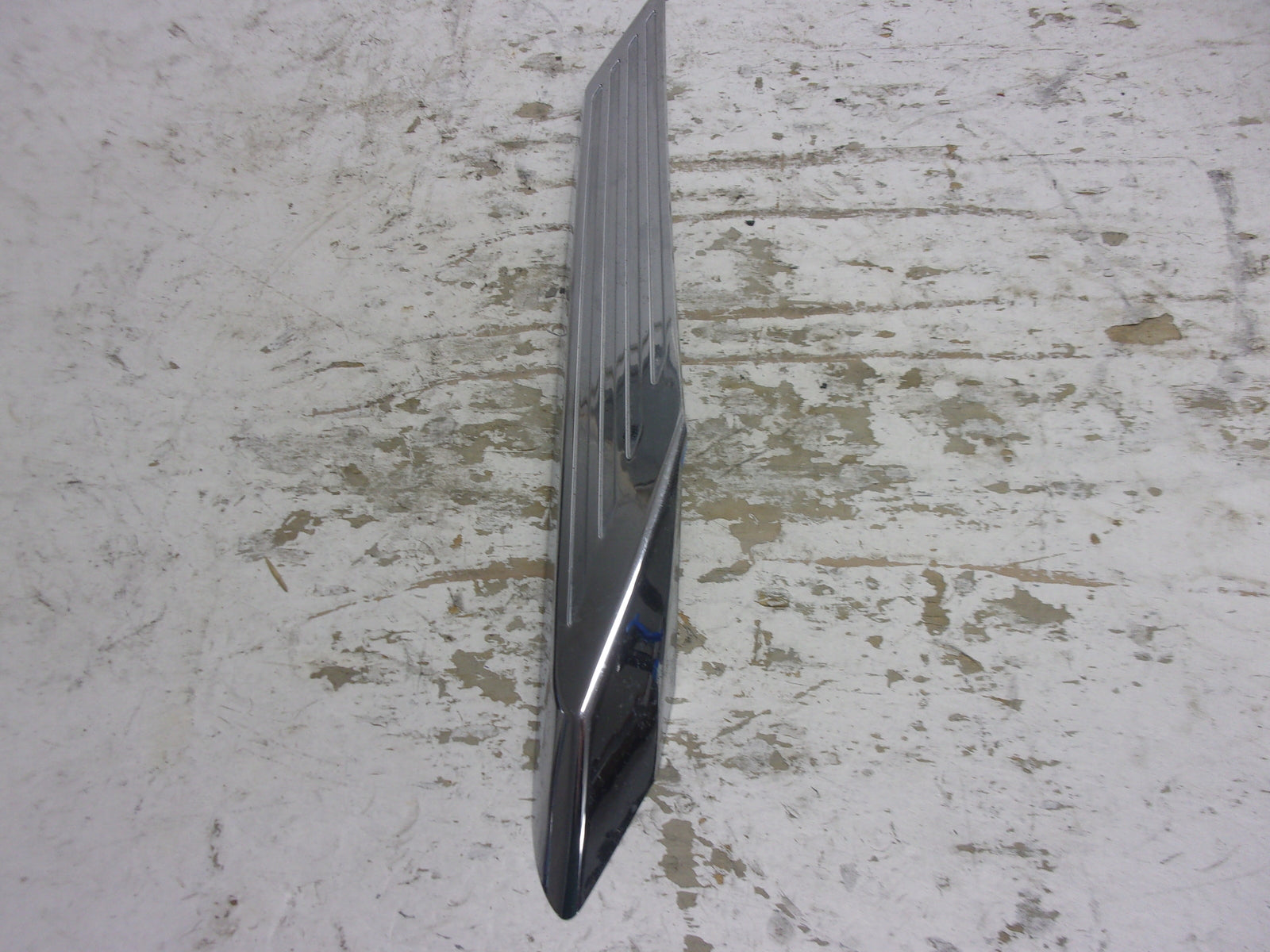 Yamaha Waverunner 2006-2008 FX RH Ornament F1X-U517X-01-00