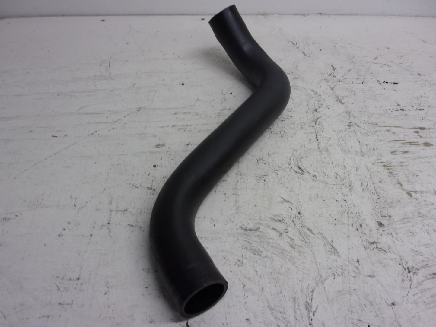 Yamaha WaveRunner 1995-1998 WaveVenture Oil Filler Hose # GJ3-U776C-00-00