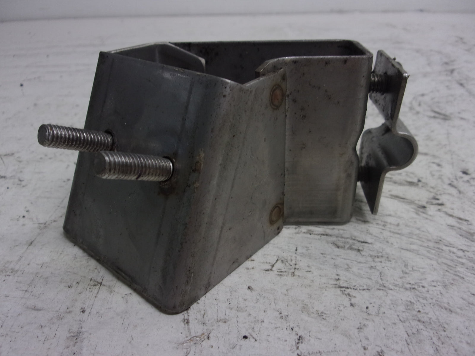Yamaha WaveRunner 1996-1998 WaveVenture Cable Stopper Bracket GJ3-6146D-00-00