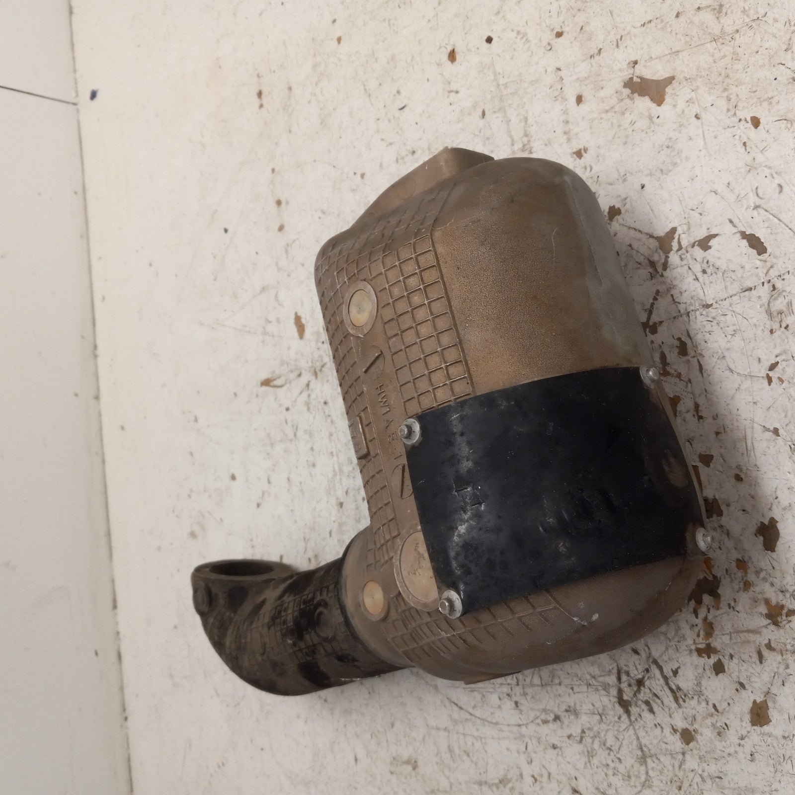 Honda Aquatraxx 2003-2007 F-12 F-12X OEM Exhaust Body + Boot Part# 18310-HW1-680