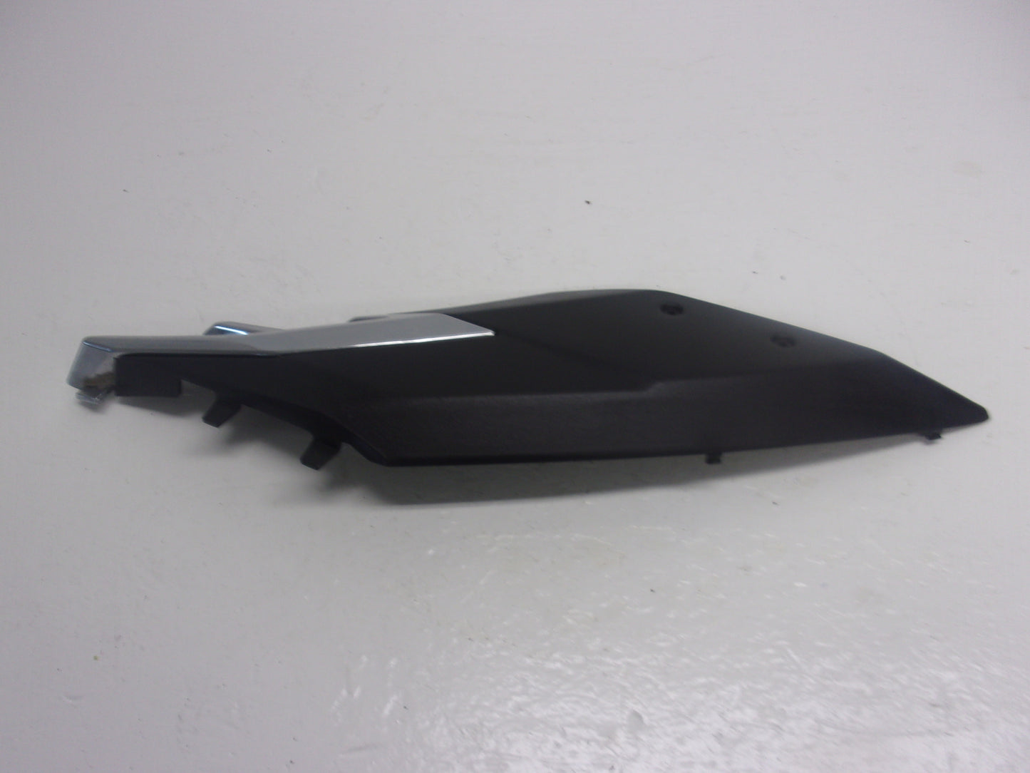 Yamaha WaveRunner 2012 FX Cruiser SHO1.8 L OEM RH Rear Cover # F2S-U890N-10-00