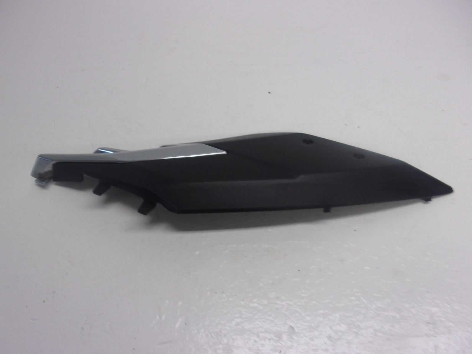 Yamaha WaveRunner 2012 FX Cruiser SHO1.8 L OEM RH Rear Cover # F2S-U890N-10-00