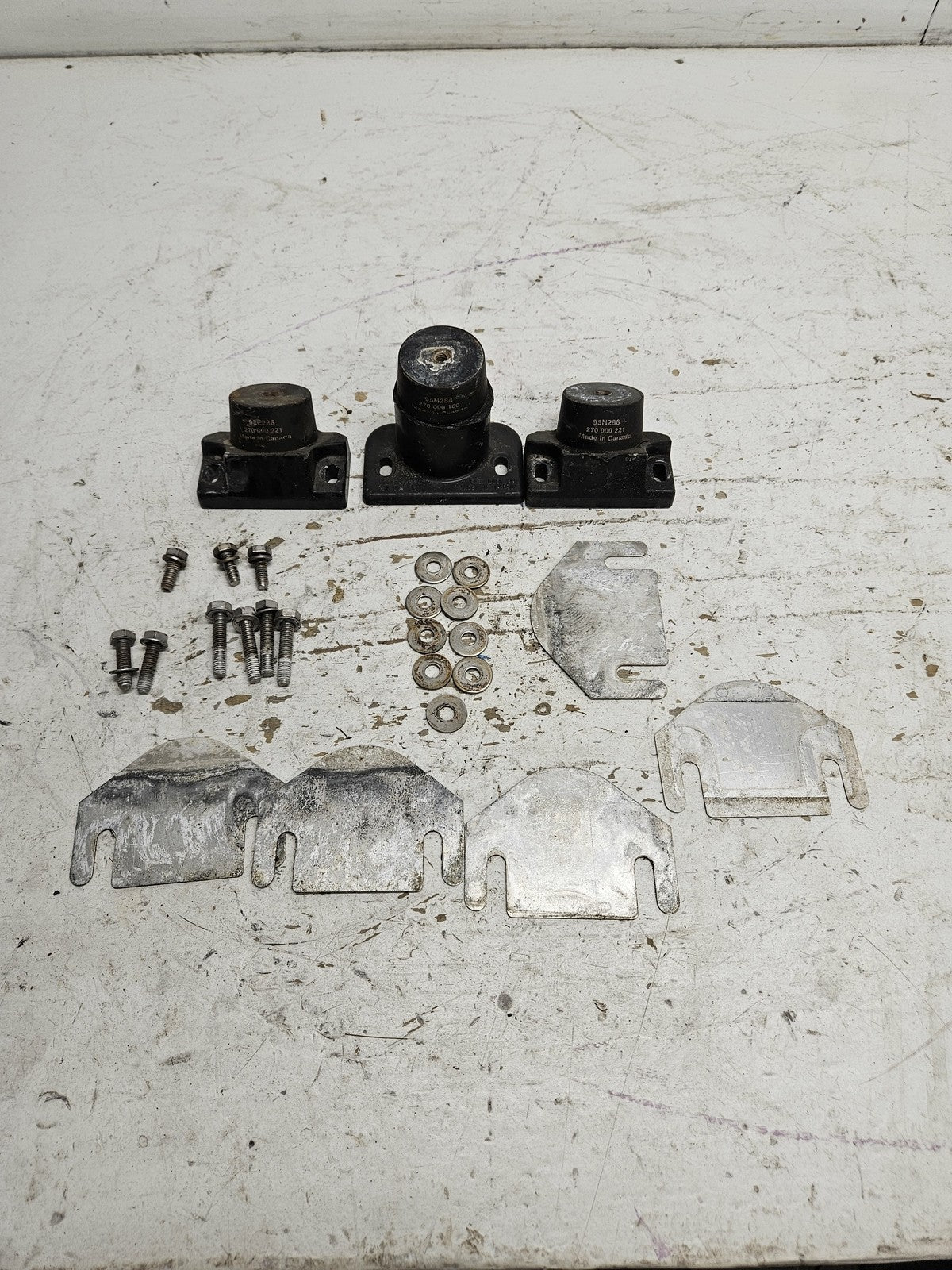 Sea Doo Bombardier PWC 1996 GSX GTX XP Engine Mount Set # 270000222