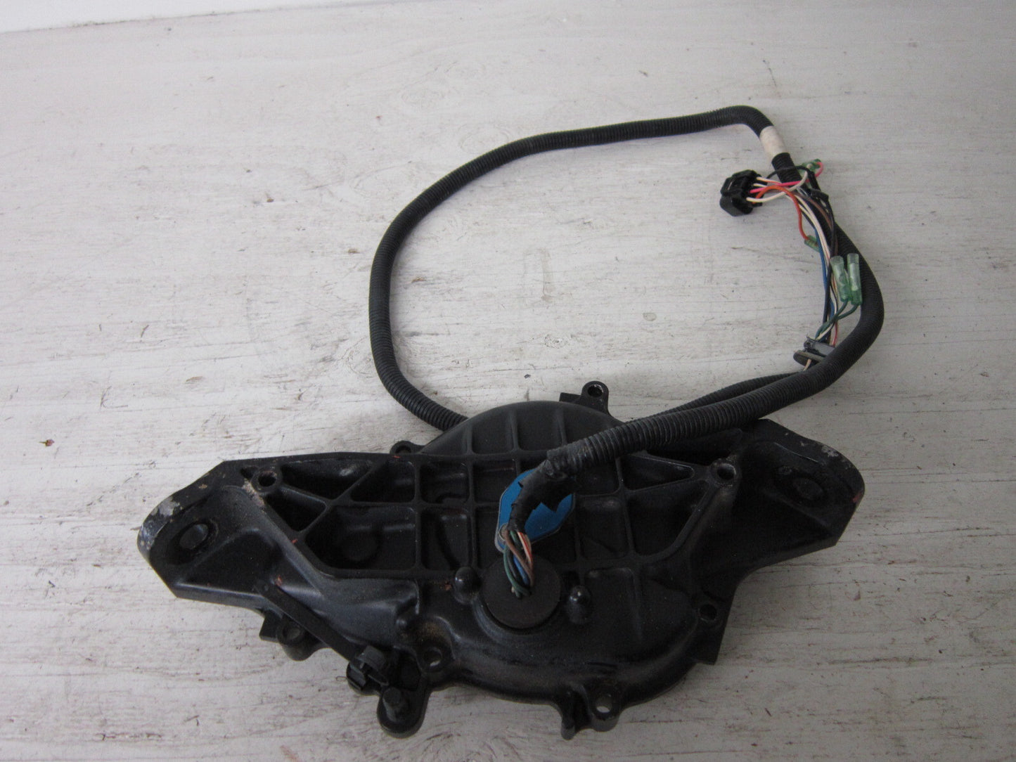 Yamaha WaveRunner 1999-2000 GP XL OEM Stator + Stator Cover # 66E-8552A-00-94