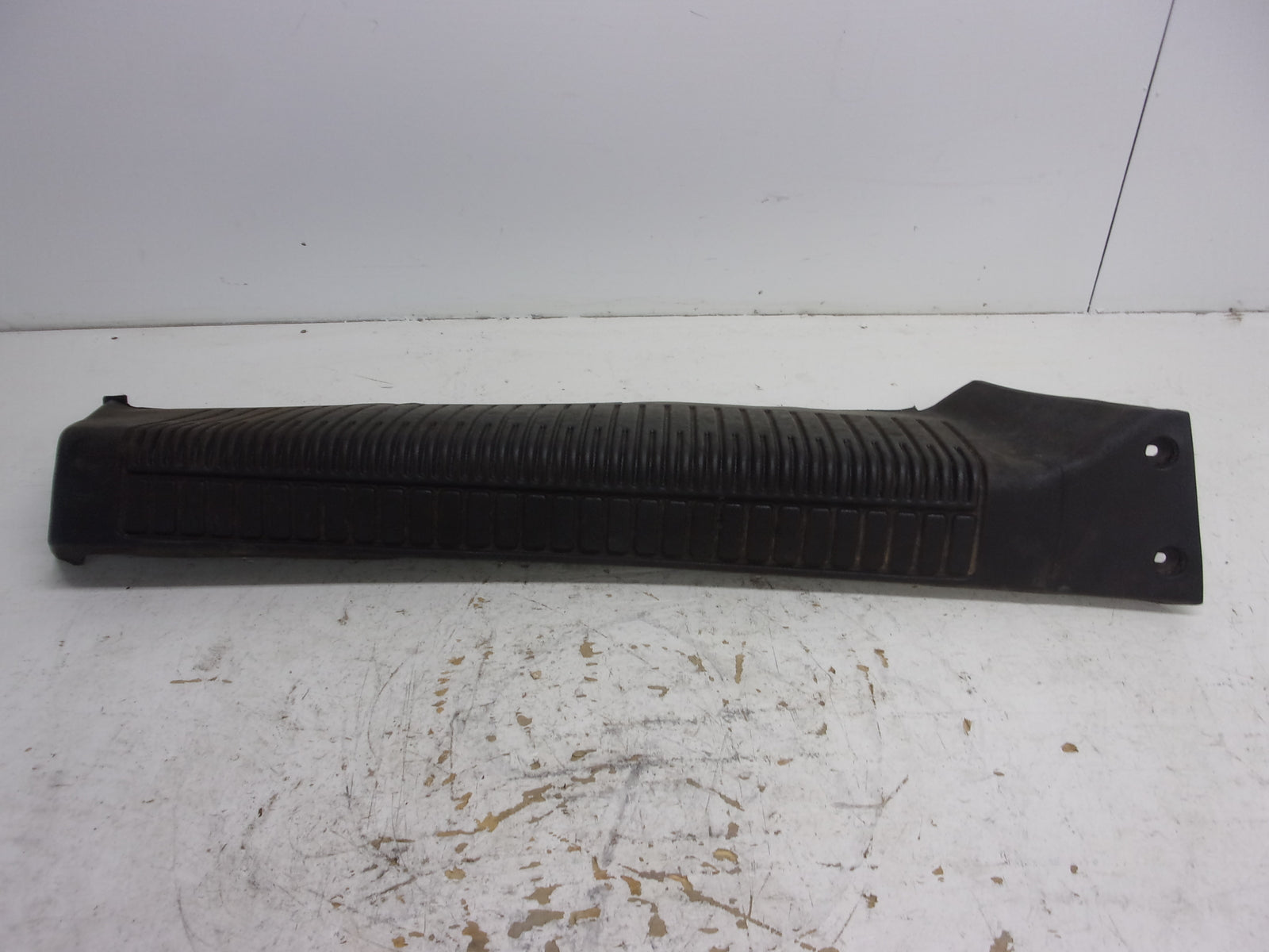 Kawasaki Jet Ski 1990-1995 550SX Black Right Hand Stock Deck Pad # 39156-3732