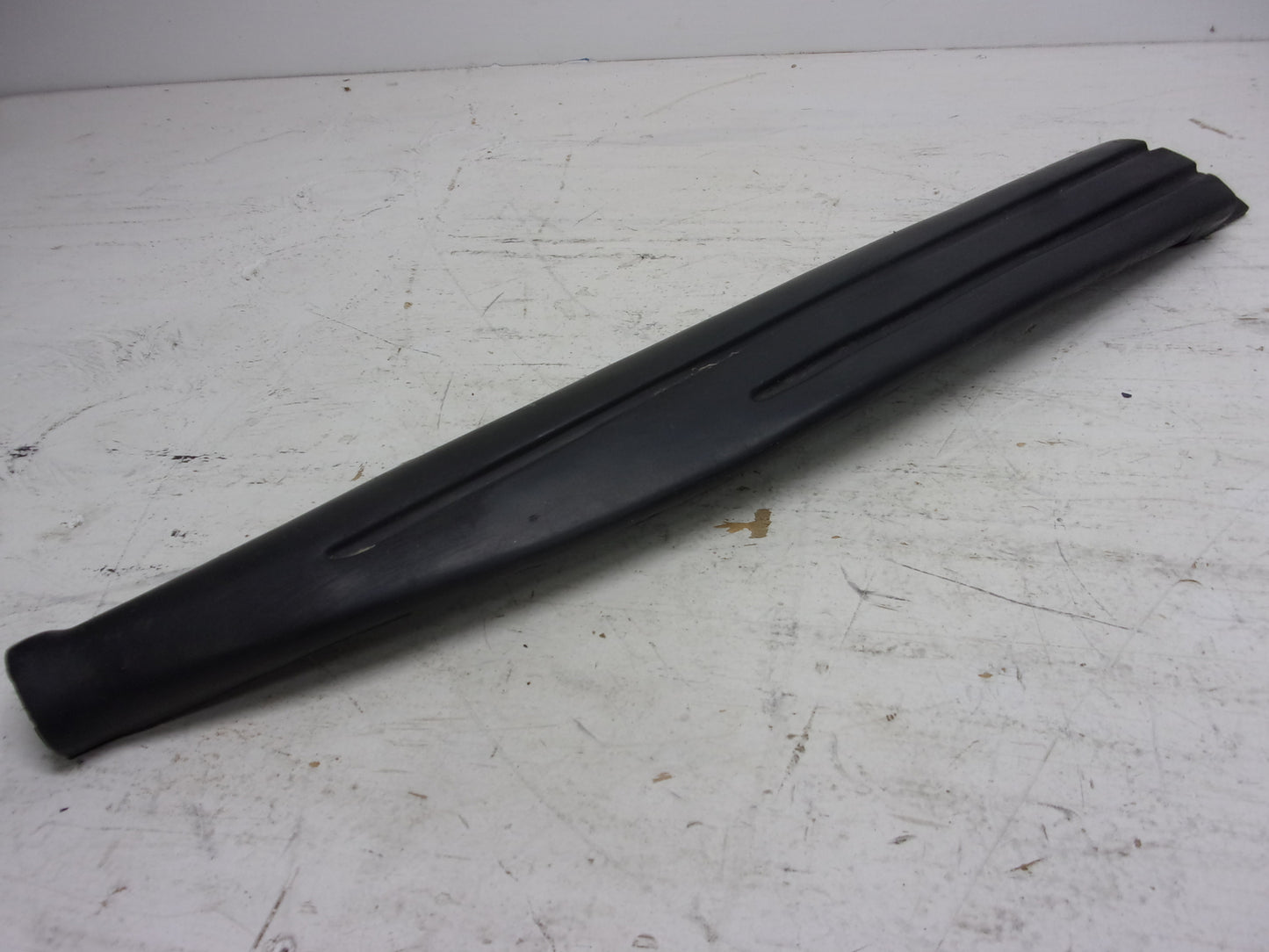 Yamaha Waverunner 1992-1993 WR3 650 OEM Black Right Side Bumper GA9-U251C-20-00