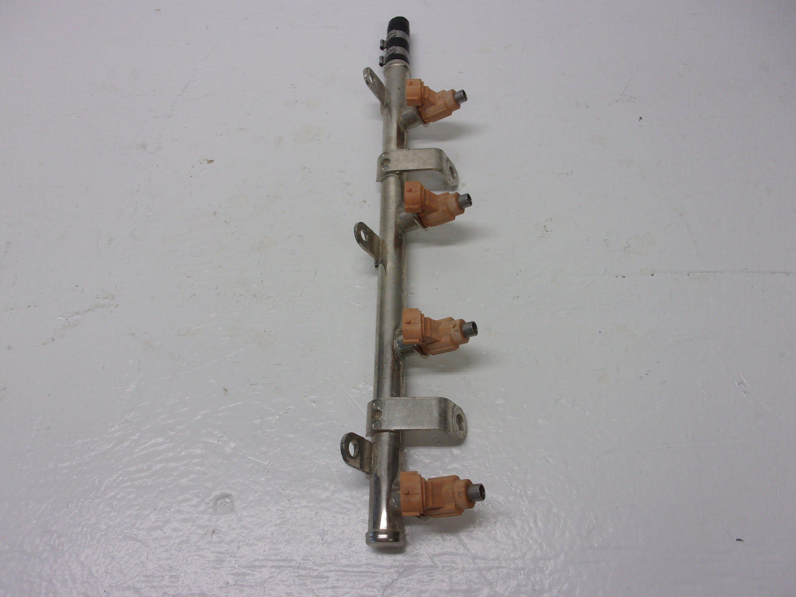 Yamaha Waverunner 2005-2011 VX VX1100 OEM Fuel Rail + Injectors 60E-13761-10-00