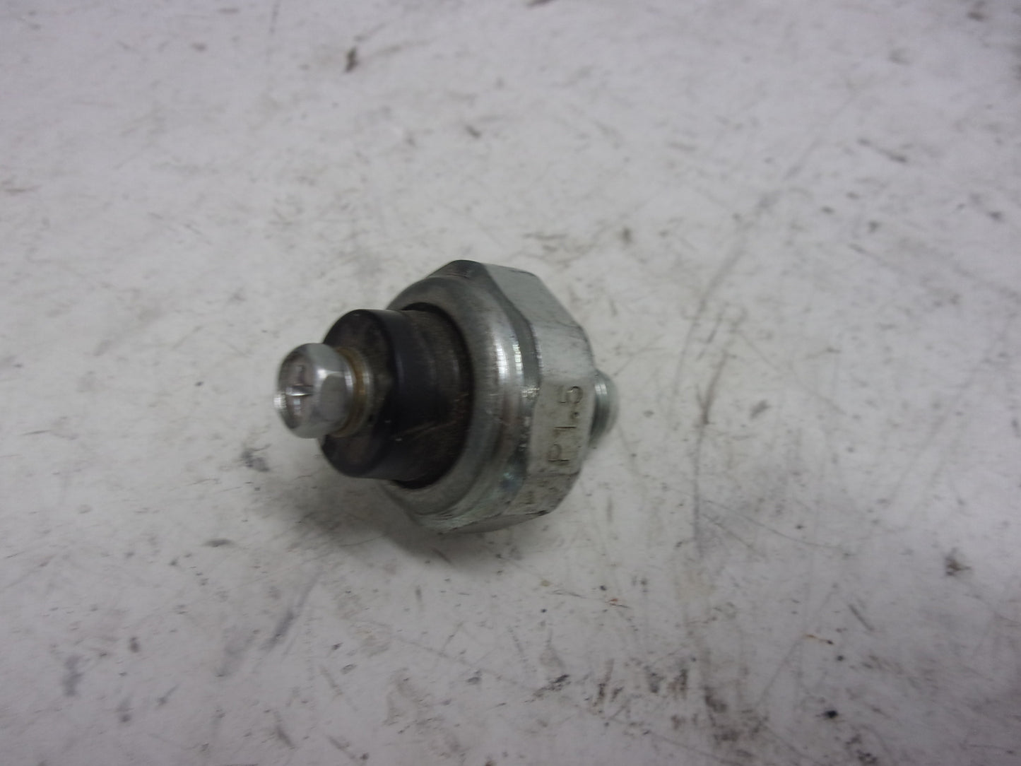 Yamaha Waverunner 2002-2021 VX V1 FX HO OEM Oil Pressure Sensor 68V-82504-00-00