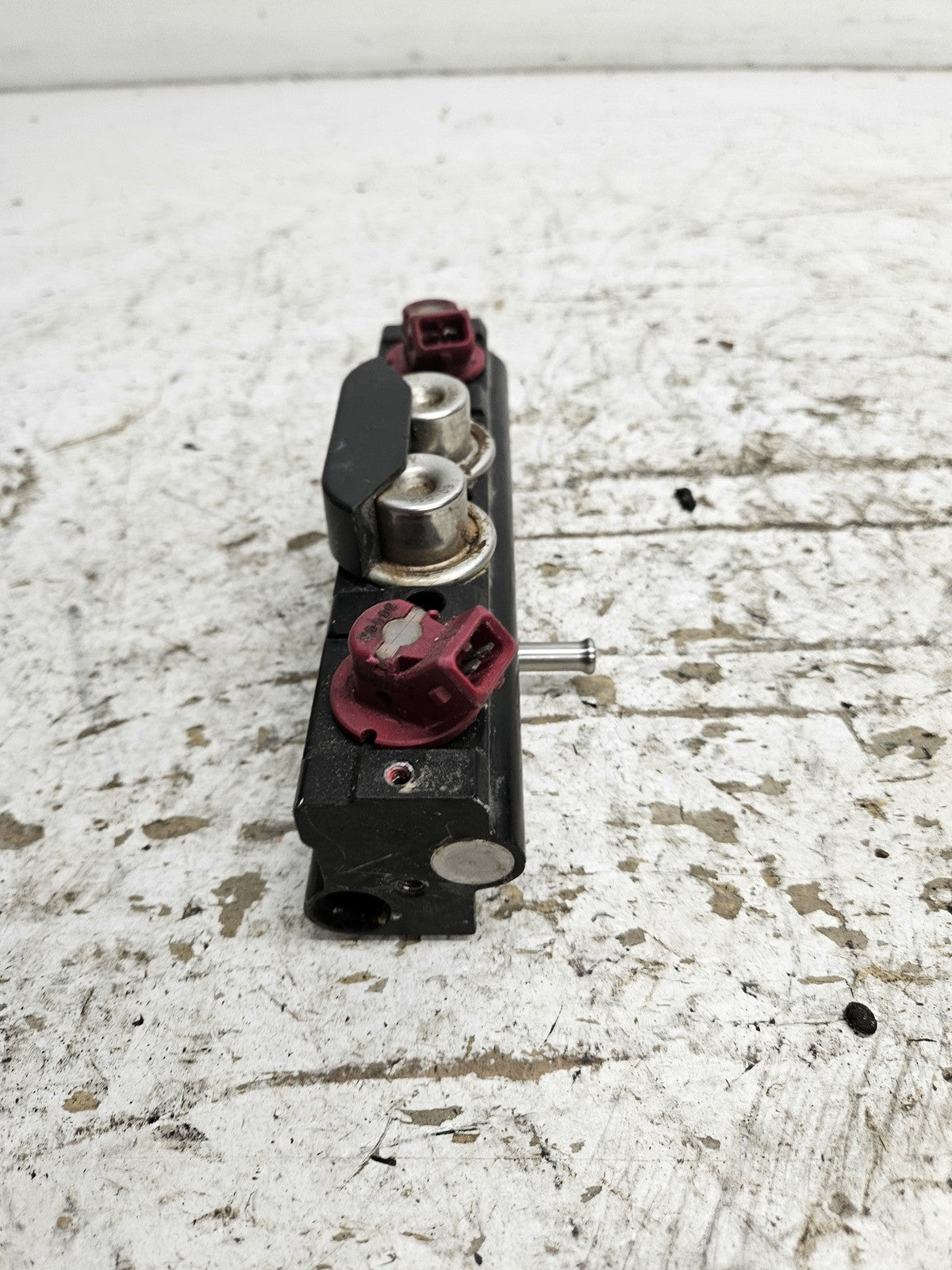 Sea Doo Bombardier 2000 GTX DI OEM Fuel Distributor + Injectors Part# 275500433