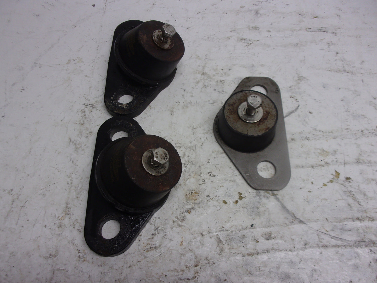Sea Doo Bombardier 2020-2024 GTI GTX RXP OEM Engine Mount / Damper Set 270001099