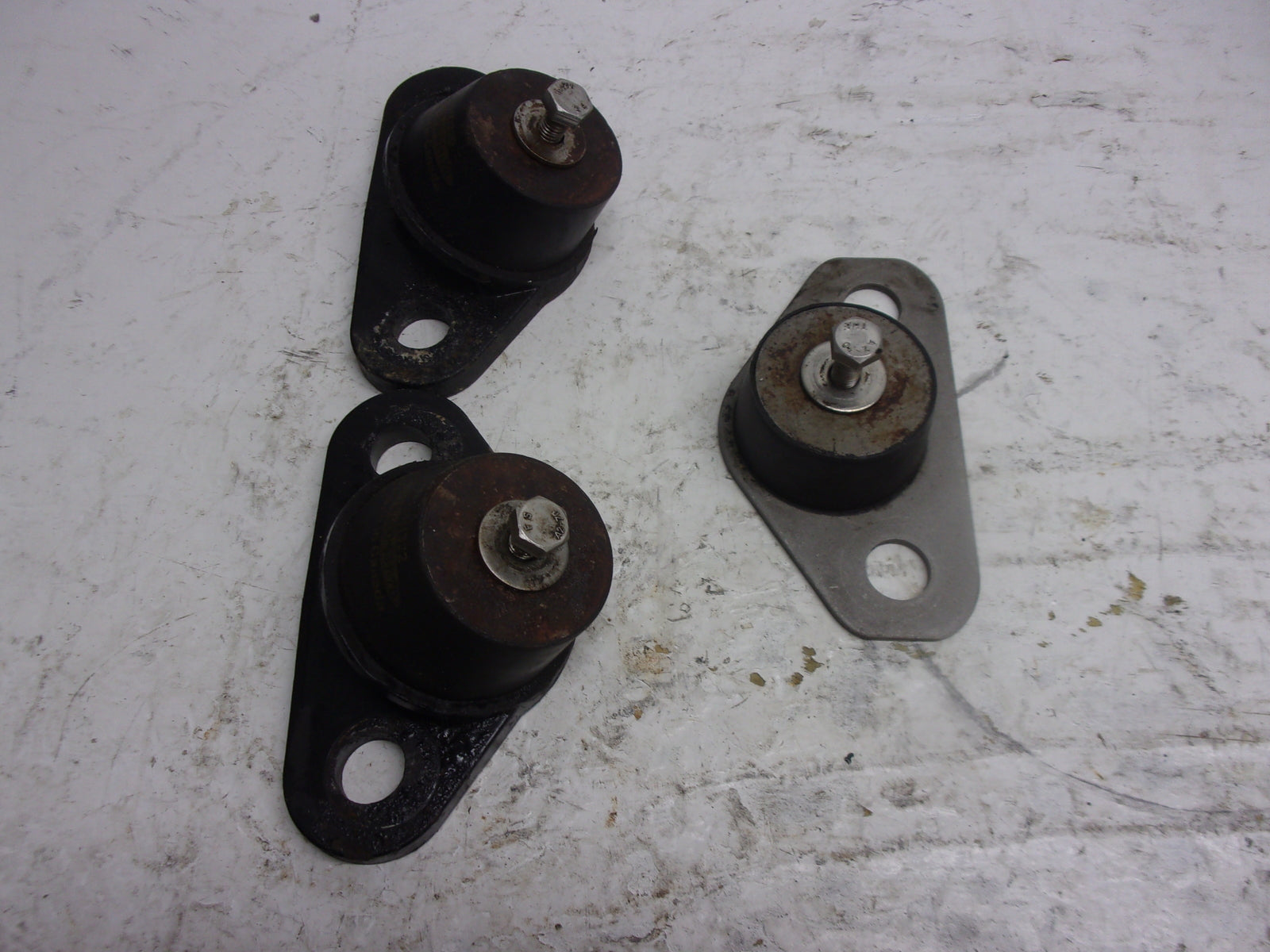 Sea Doo Bombardier 2020-2024 GTI GTX RXP OEM Engine Mount / Damper Set 270001099