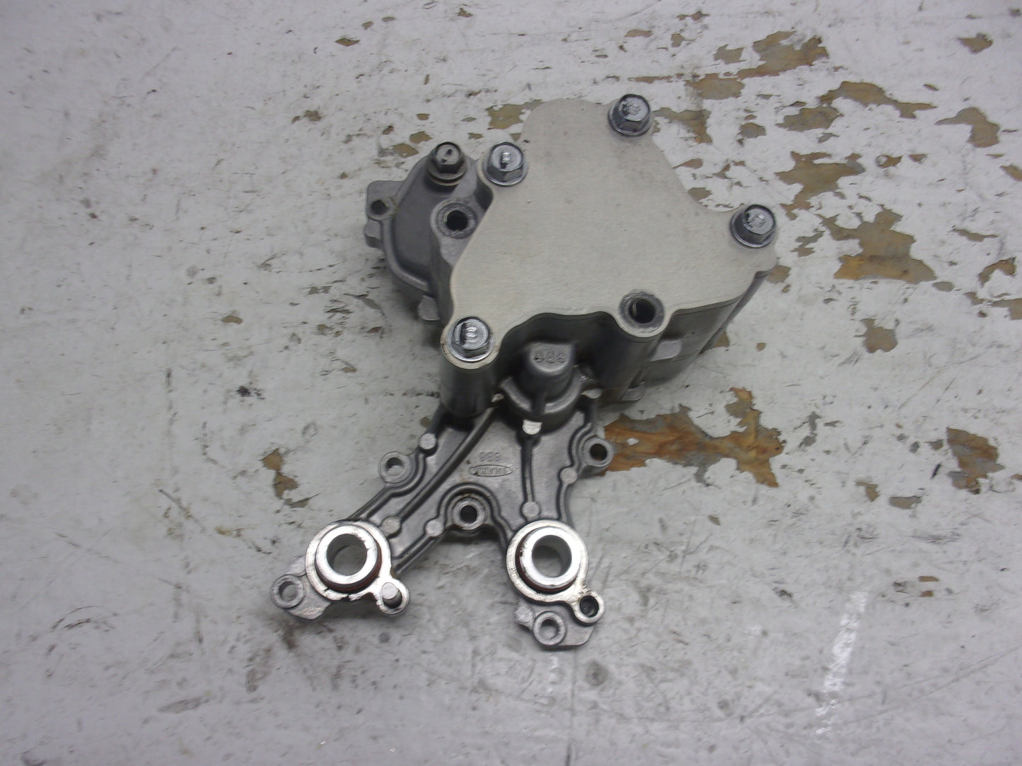 Yamaha Waverunner 2004-2005 FX HO FX Cruiser OEM Oil Pump Part# 6B6-13300-00-00
