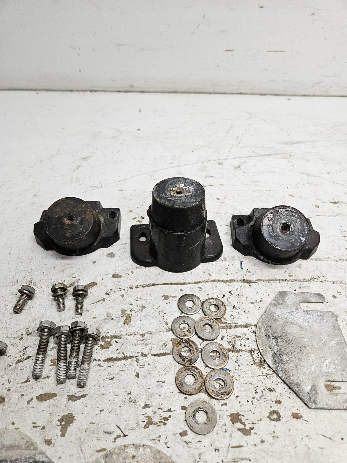 Sea Doo Bombardier PWC 1996 GSX GTX XP Engine Mount Set # 270000222