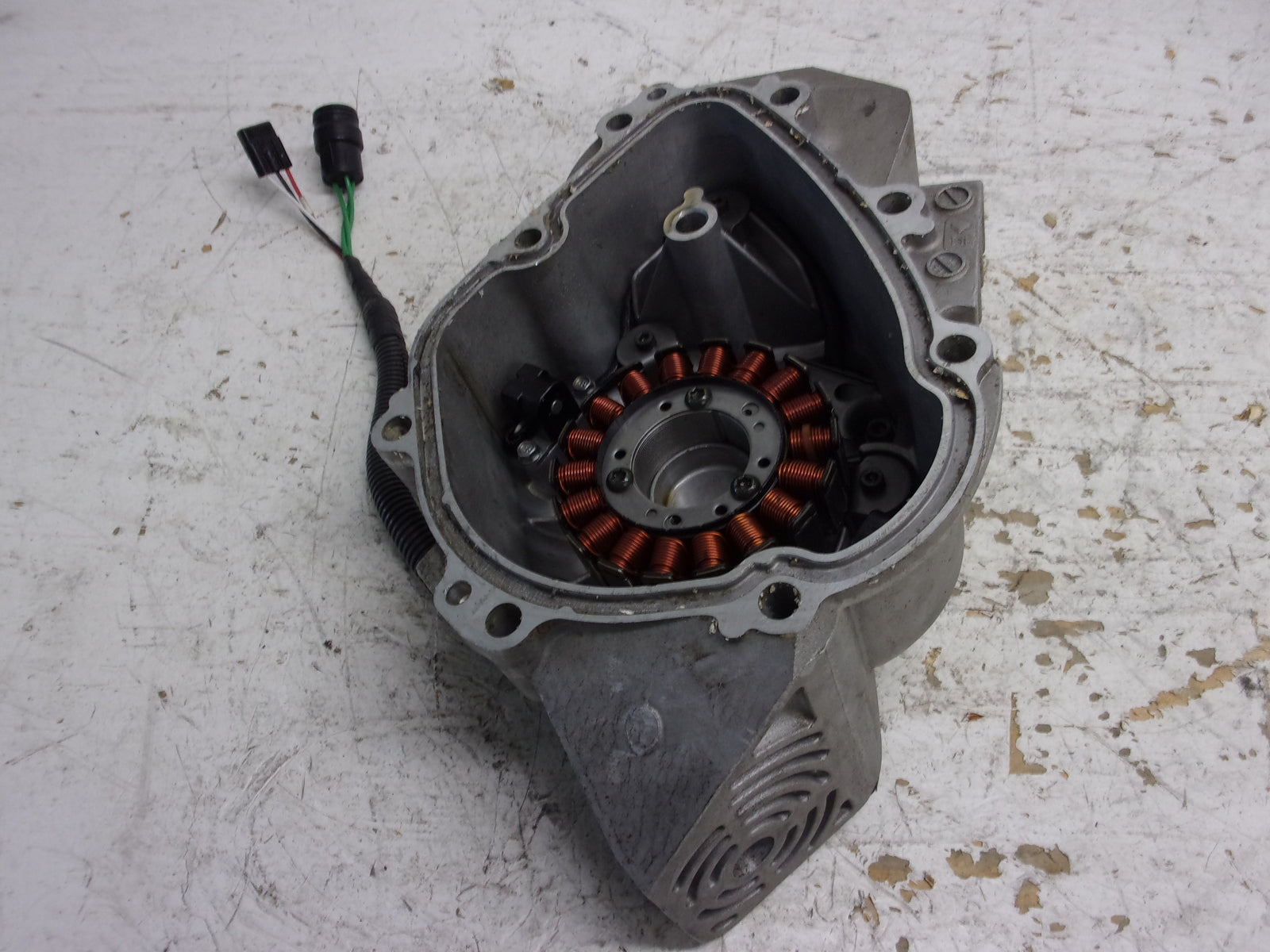 Yamaha Waverunner 2004-2008 FXHO FX1100 Flywheel Cover + Stator 6B6-81337-00-94